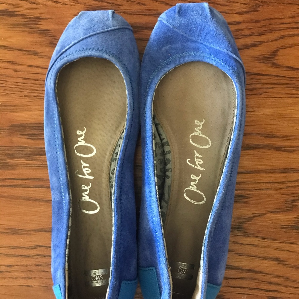 Toms size 10 blue ballet flats